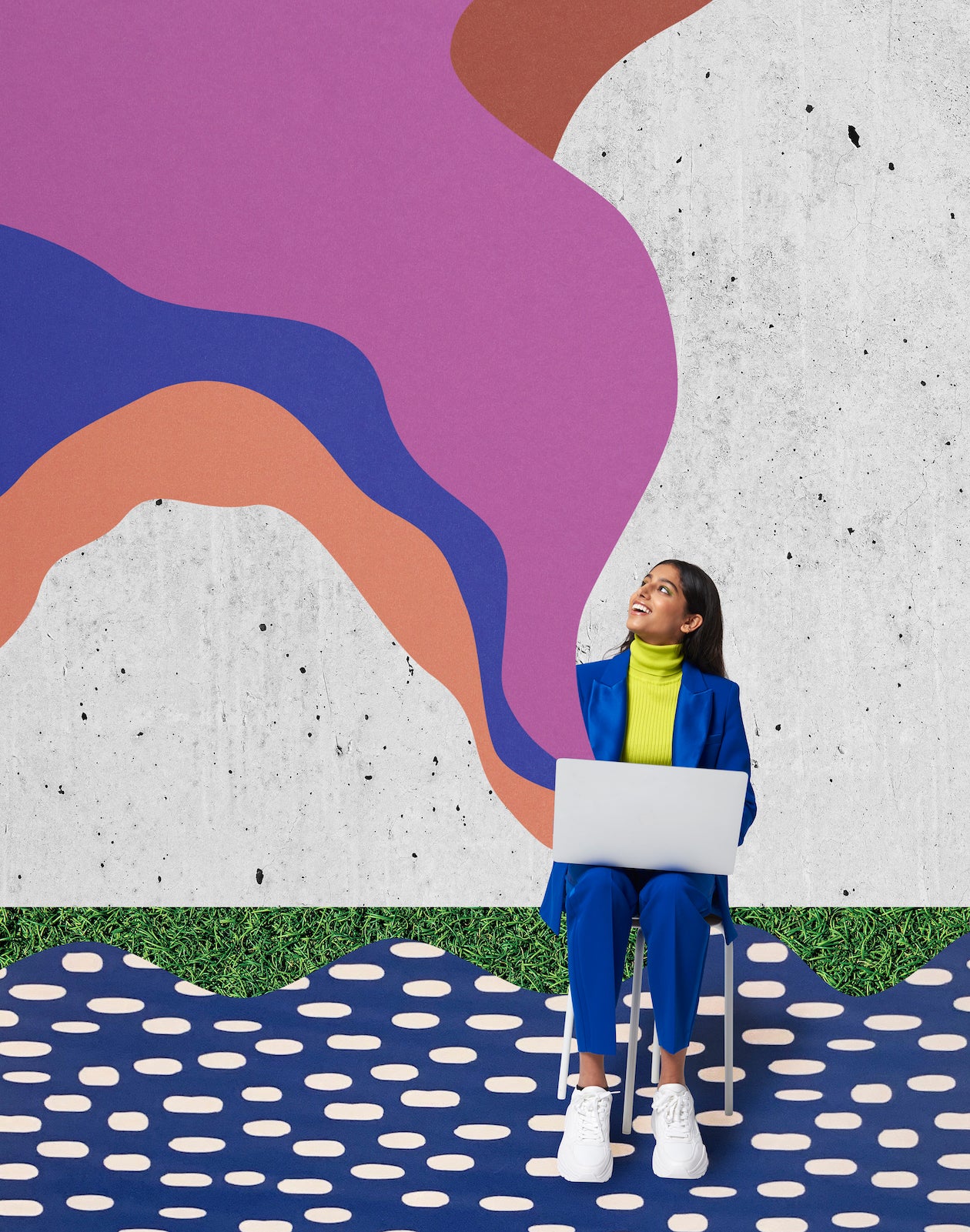 Farbenfrohe Collage mit einer jungen Geschäftsfrau mit Laptop